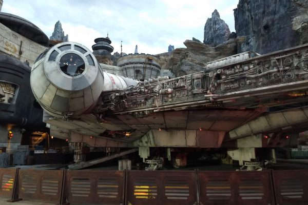 Star Wars Galaxy's Edge