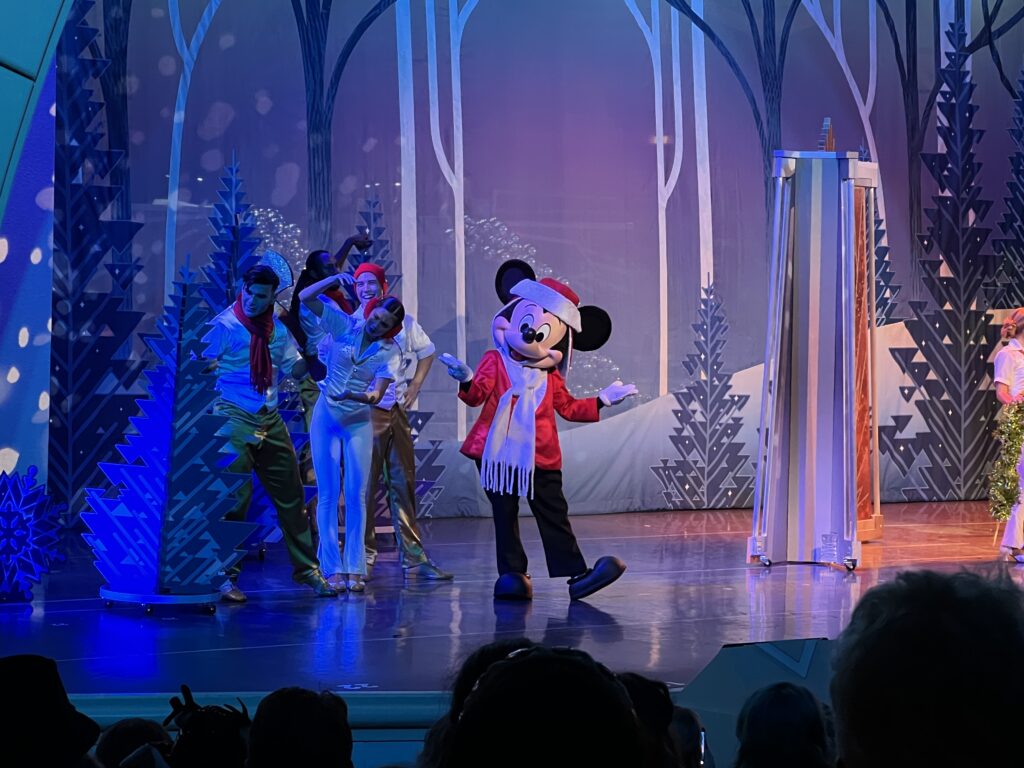 Mickey in his holiday best at Jollywood
